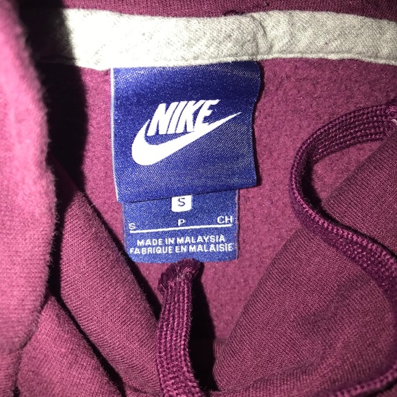 Nike “just do it” sweater - Picture 2 of 2